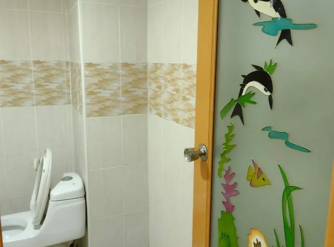 Friendly - Dmk Airport Hostel Bangkok